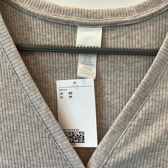 H&M rib knit dress button down neutral size xs - Picture 3 of 3